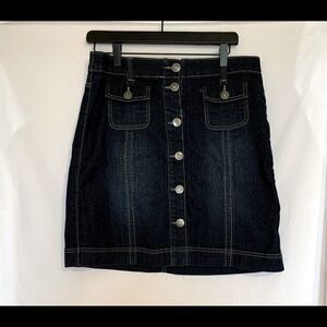 Baccini Dark wash denim skirt size 8